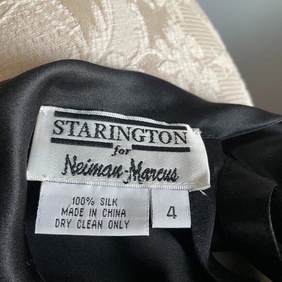 Black silk blouse, timeless - Picture 5 of 14